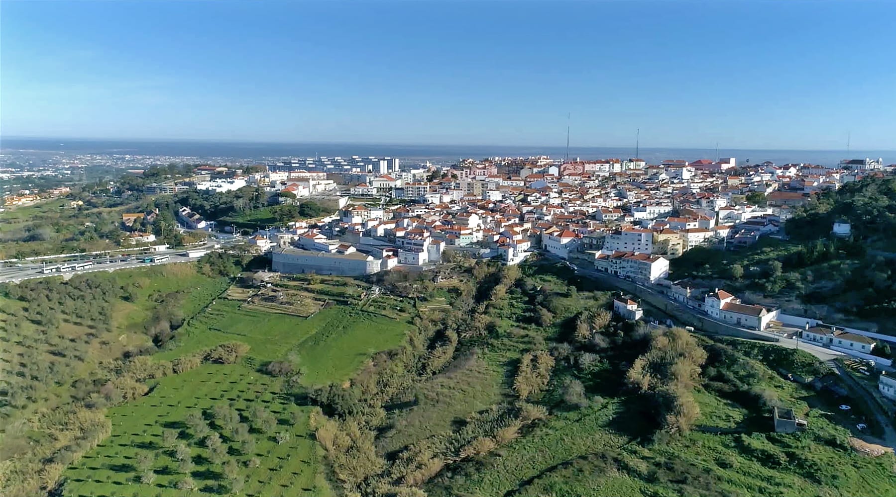 entrar-pela-vila